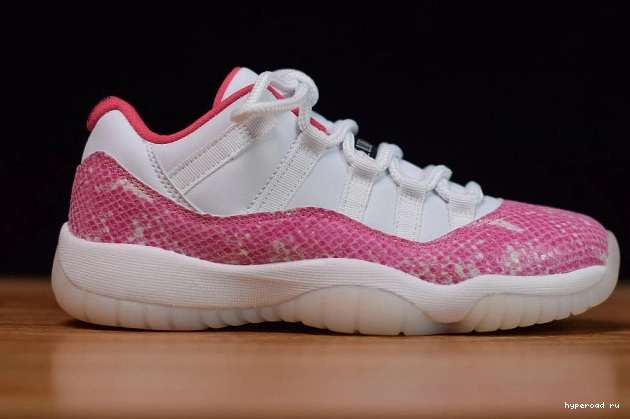 Air AH7860-106 Pink Snakeskin WMNS 11 Low Jordan 1022